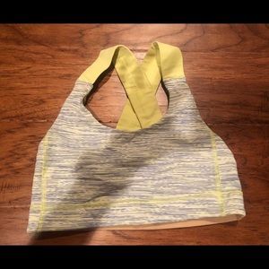 Lululemon sports bra